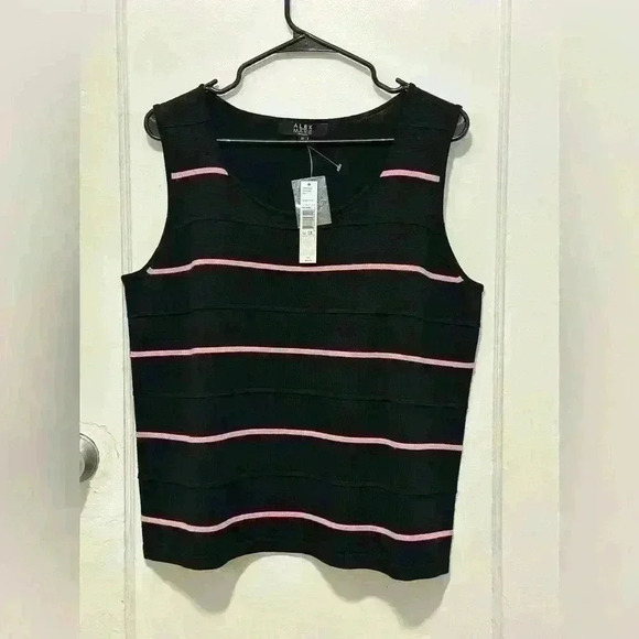 Alex Marie Tops - Alex Marie top black and pink sleeves